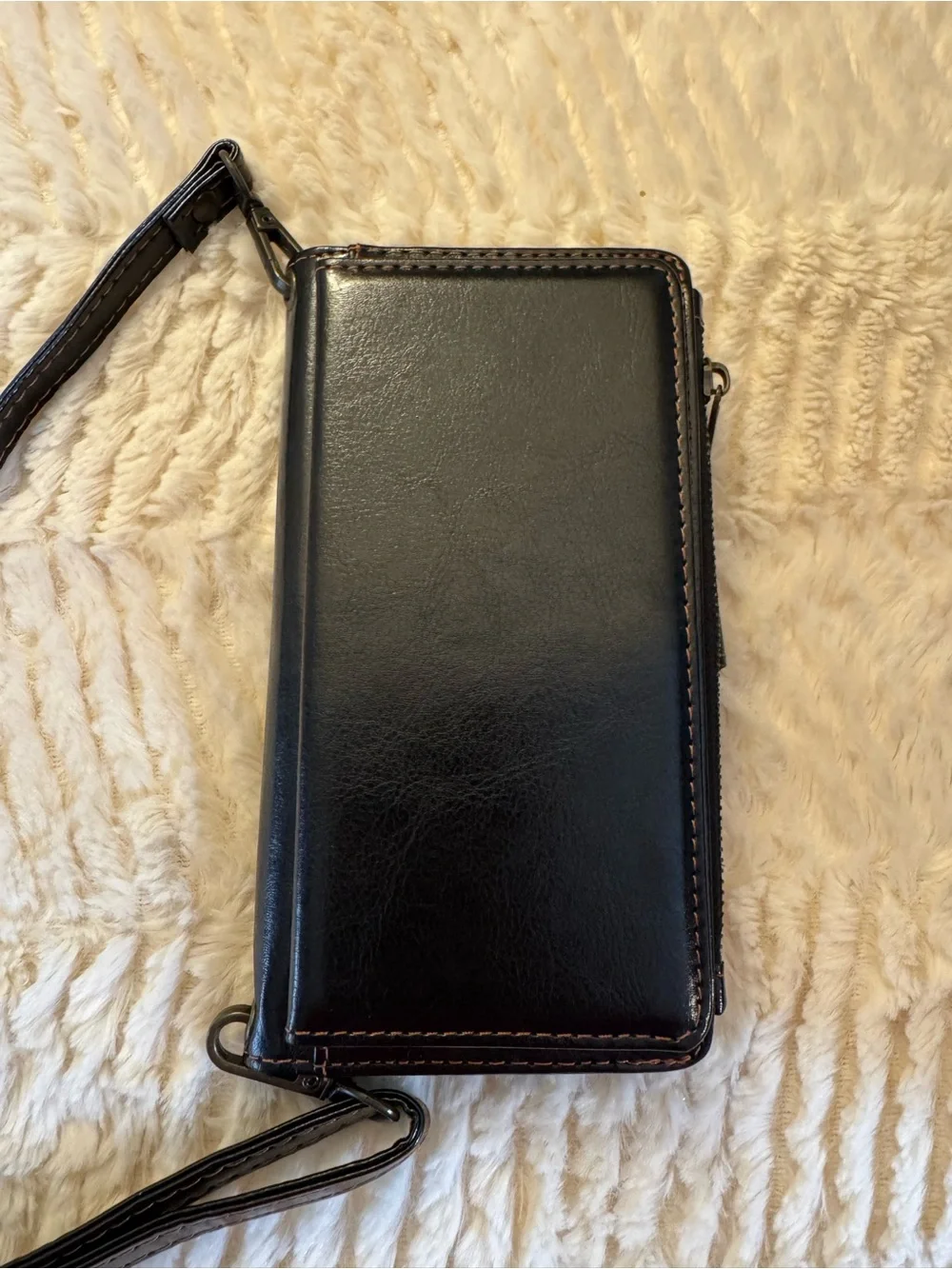 Z Flip 4 Zip Phone Wallet Crossbody very nice